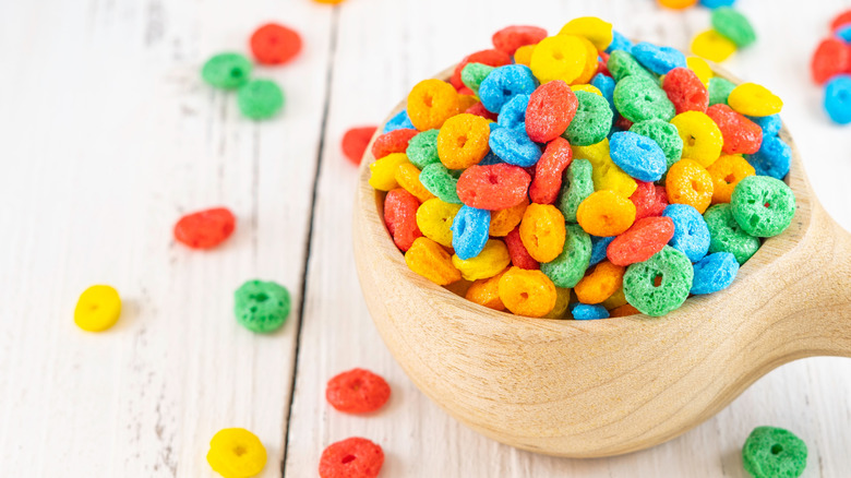 a bowl of brightly colored fruit ring cereal