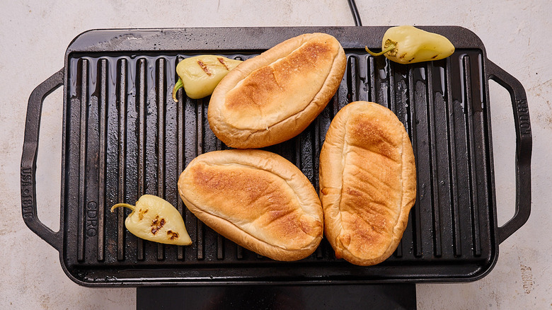 toasting buns on grill pan