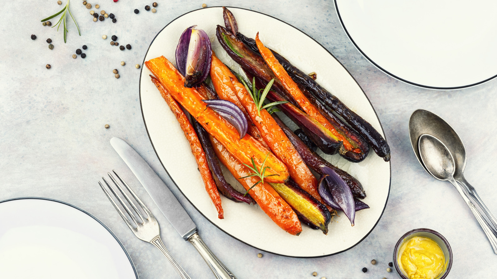Bake An Extra Savory Bite Into Roasted Carrots With A Single Ingredient - Tasting Table