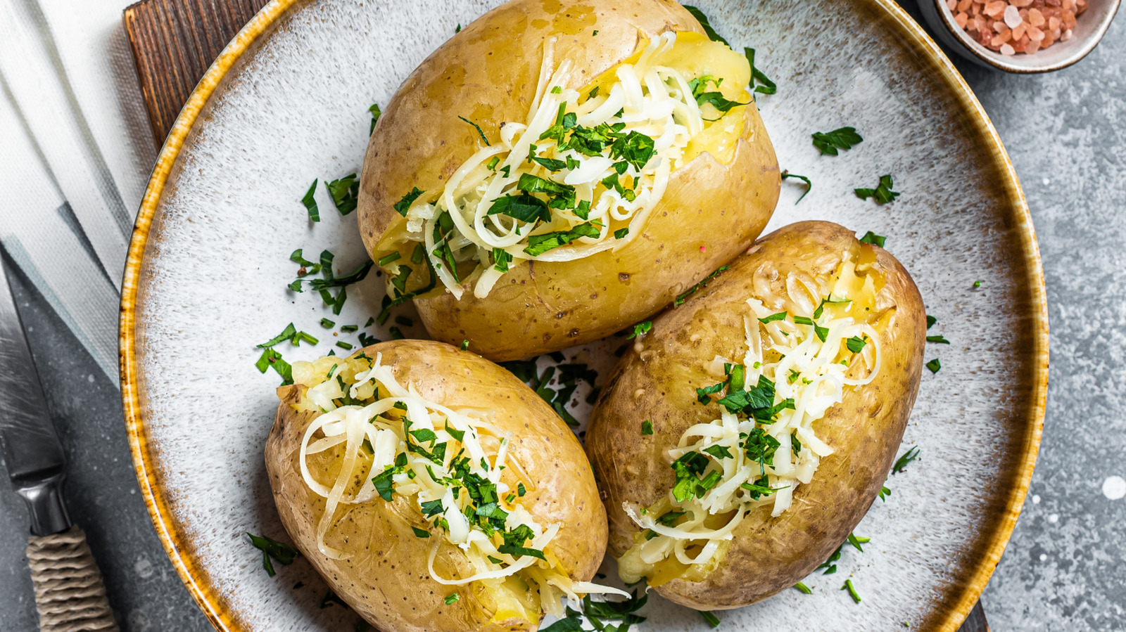 Baked Potatoes Reach Level 10 In Flavor With A Drizzle Of This Fan-Favorite Dressing
