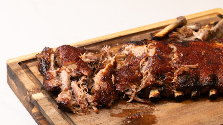 shredding barbecue pork rib meat