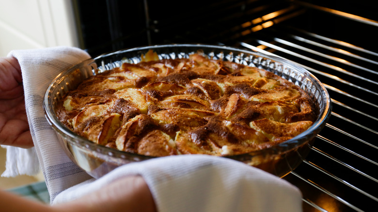 rotating apple tart in the oven