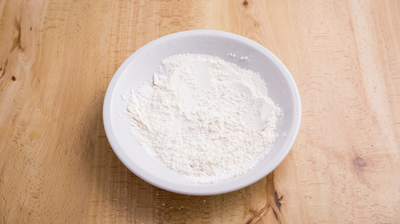 flour in shallow white bowl