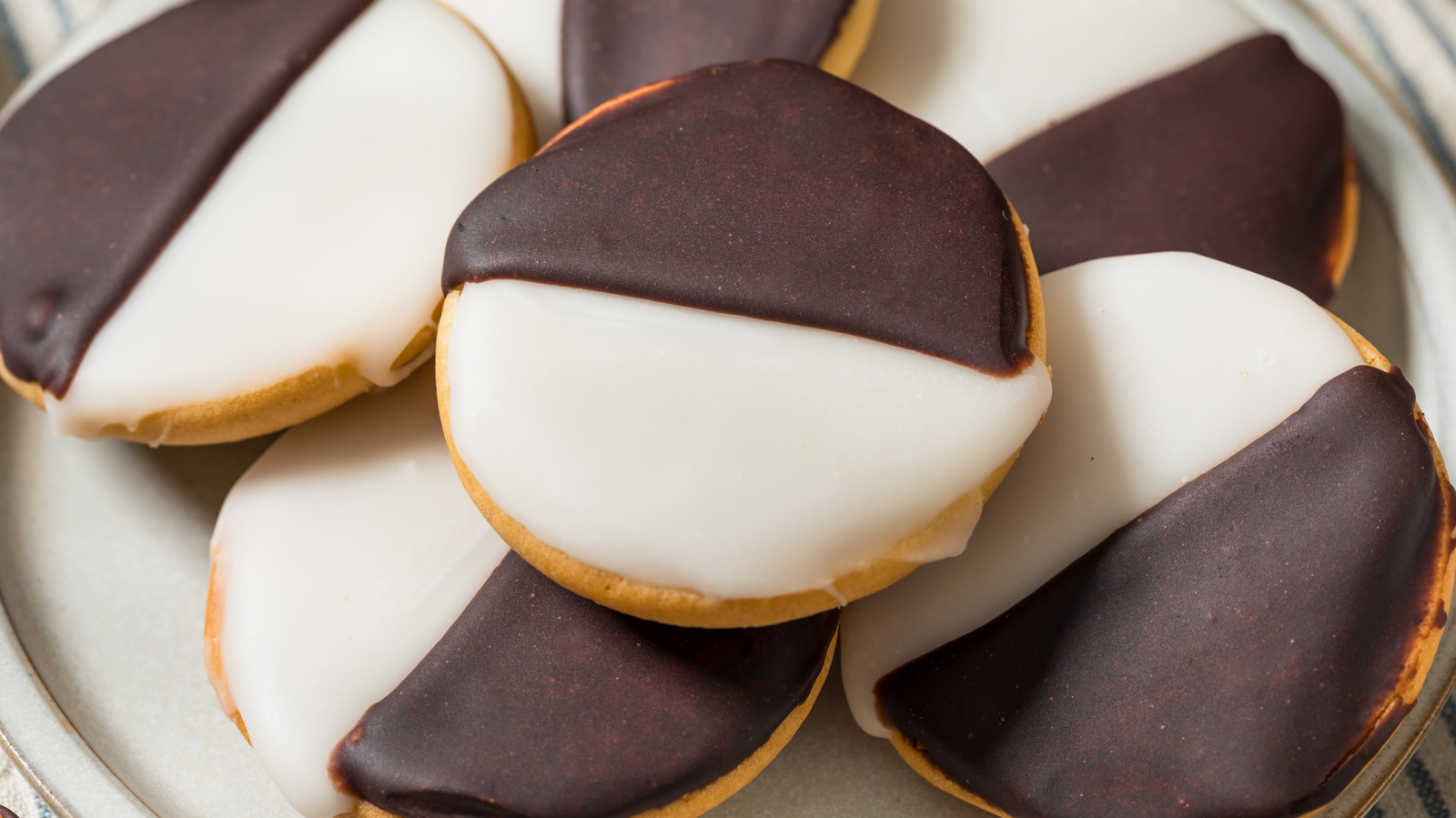 7 Best Bakeries To Get A Black And White Cookie In NYC