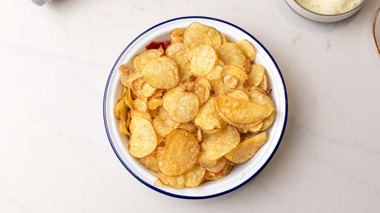 assembling basque nachos