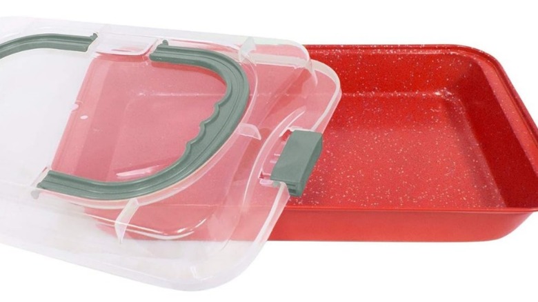 A CasaWare rectangular pan with a lid
