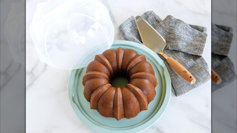 A bundt cake in Nordic Ware bundt cake keeper