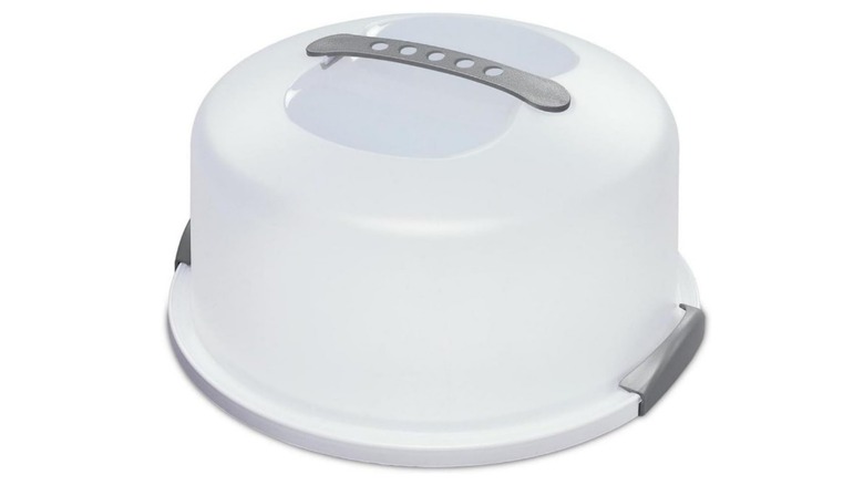A Tribello cake carrier