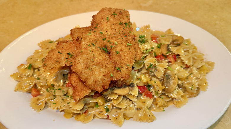 Plate of Louisiana Chicken Pasta from the Cheesecake Factory.