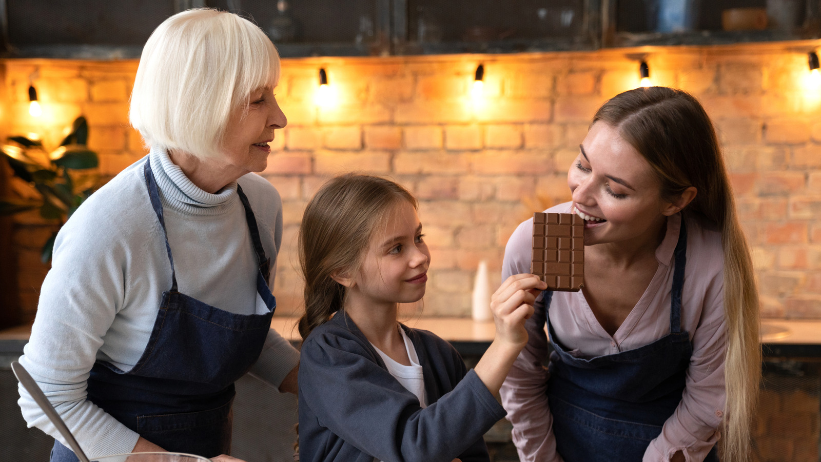 12 Best Chocolate Brands To Spoil Mom This Mother's Day