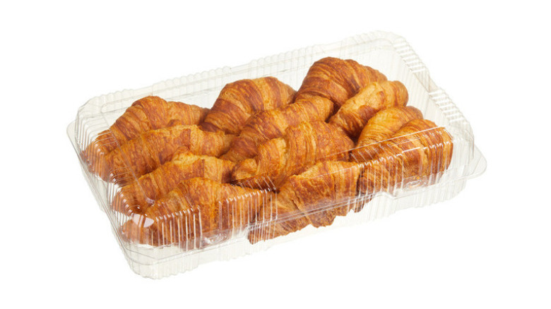 A 12 count box of Kirkland signature butter croissant against a white backdrop