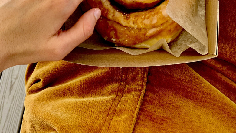neil's donuts cinnamon coffee roll
