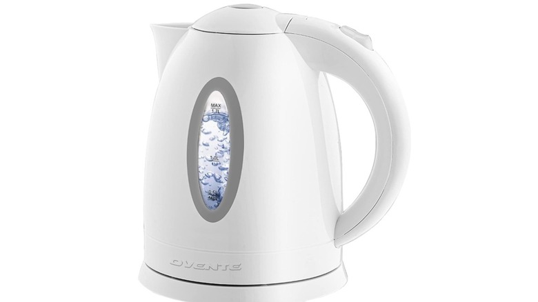 White OVENTE electric kettle against a white background