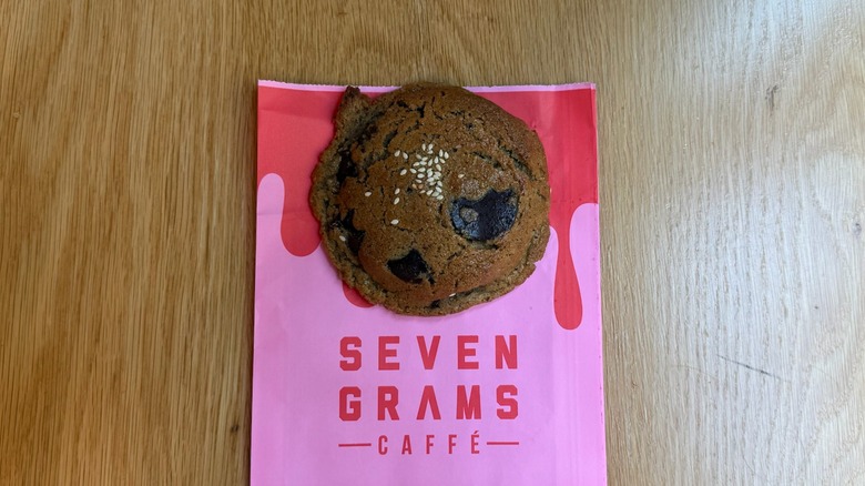 gluten free sesame cookie from Seven Grams Caffé