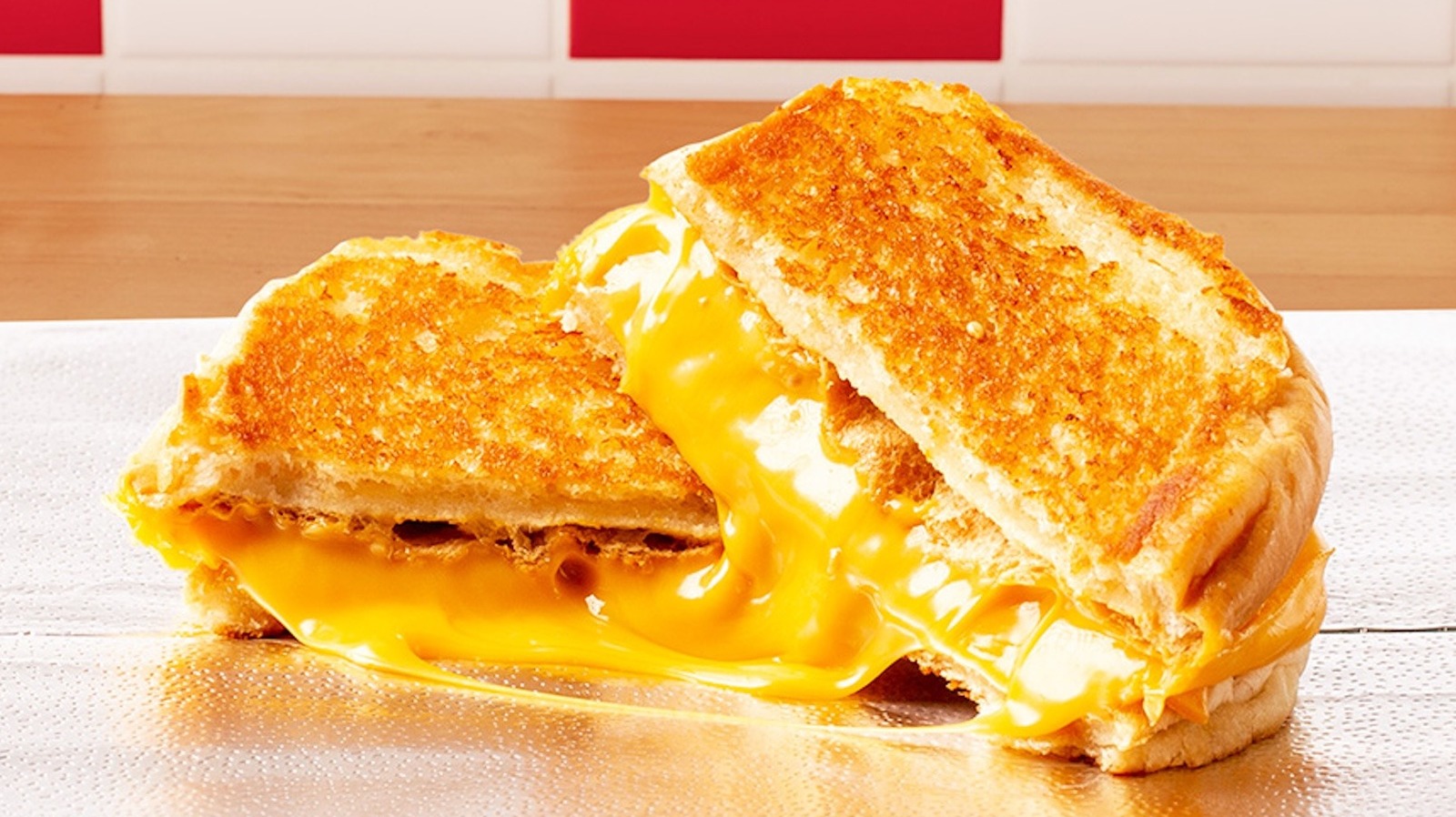 Not Culver's — Fans Flock To This Burger Chain For 'The Best Grilled Cheese' Of Their Lives