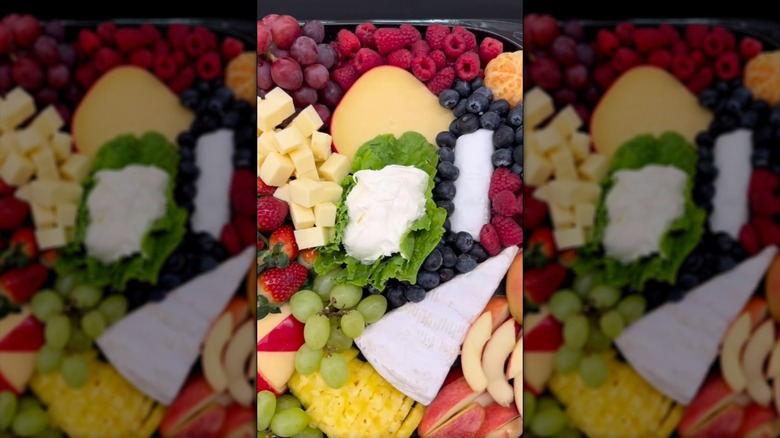 Close-up of Albertsons' fruit and cheese party platter