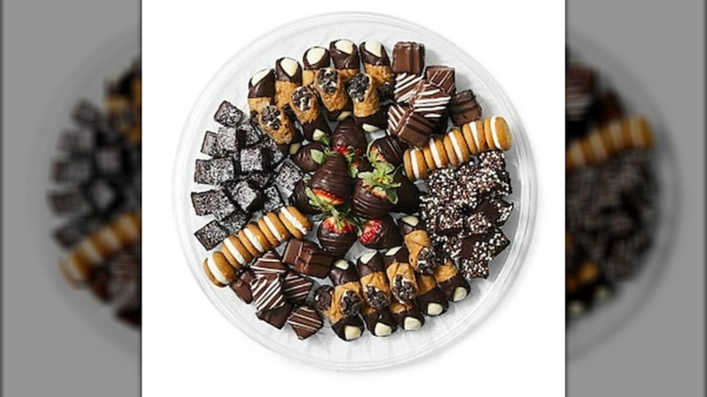 Publix's dessert platter with chocolate-covered strawberries, canolis, and brownie bites