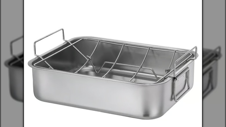 Product image of a stainless steel roasting pan with a grill rack.