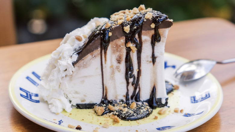 Hula pie at Hula Grill Maui