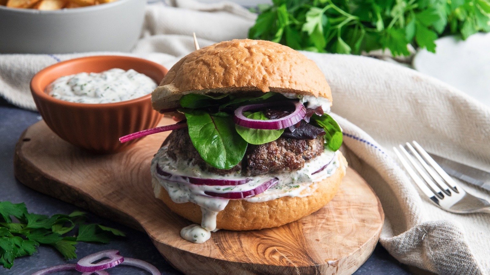 Ground Lamb Burger Recipe Cookcrews Com