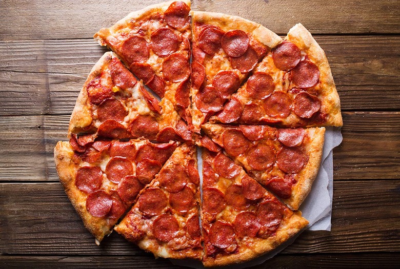 https://www.tastingtable.com/img/gallery/best-pizza-america/image-import.jpg