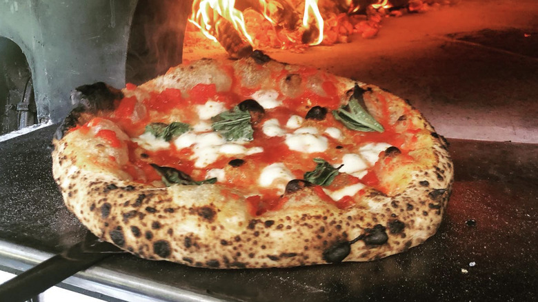 A margherita pizza from Del Popolo