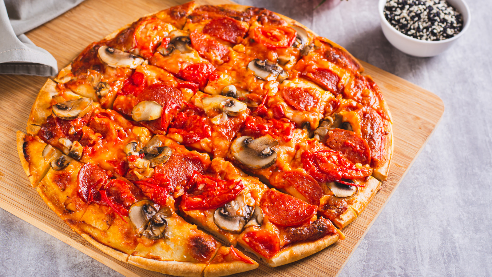 The Best Pizza In Illinois, Hands Down - Tasting Table