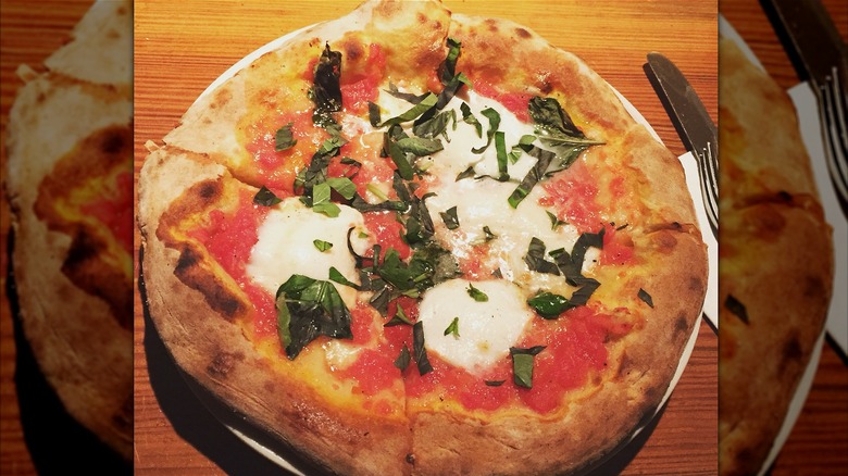 Margherita pizza