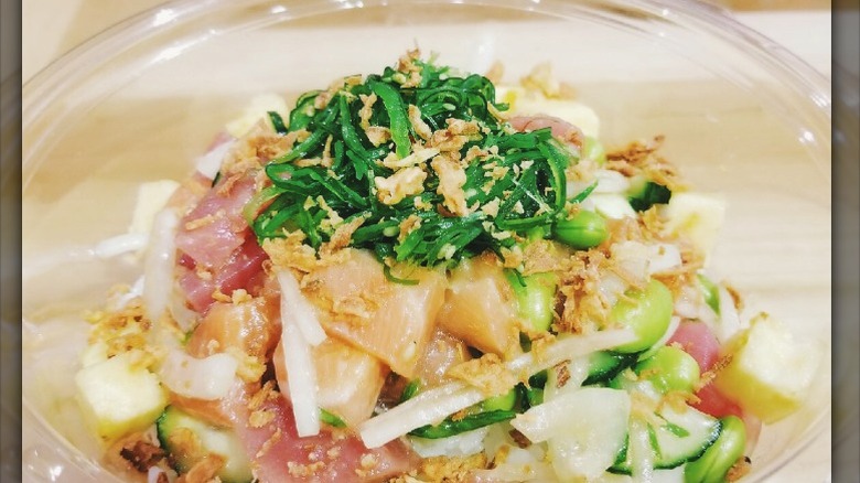 fresh poke bowl