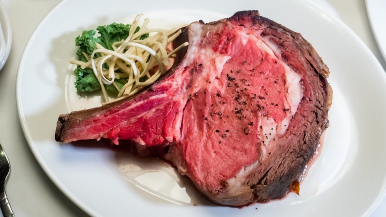 Prime rib on plate bone-in
