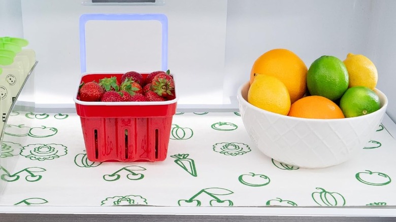 Produce on an Envision Home shelf liner in the fridge
