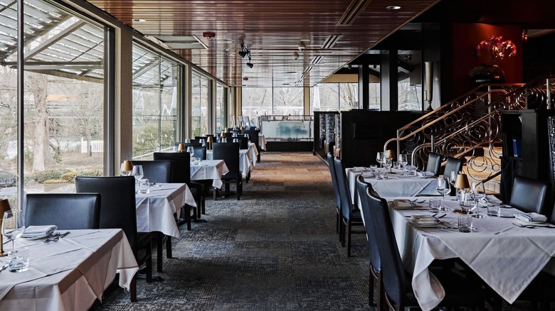 Dining tables at Ray's Restaurant with views of the outdoors