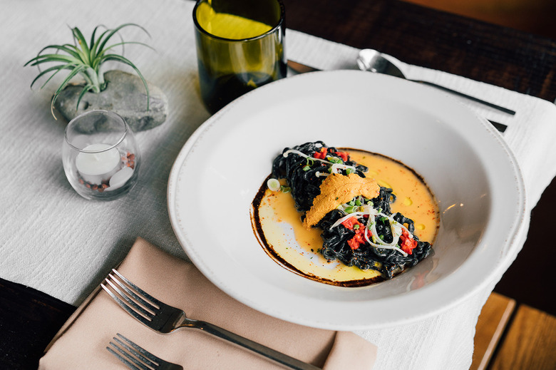 Best Restaurants & Bars In Santa Barbara, CA