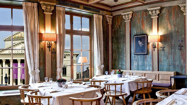 Spatenhaus an der Oper interior