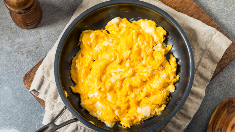 Scrambled eggs restaurants LA skyline