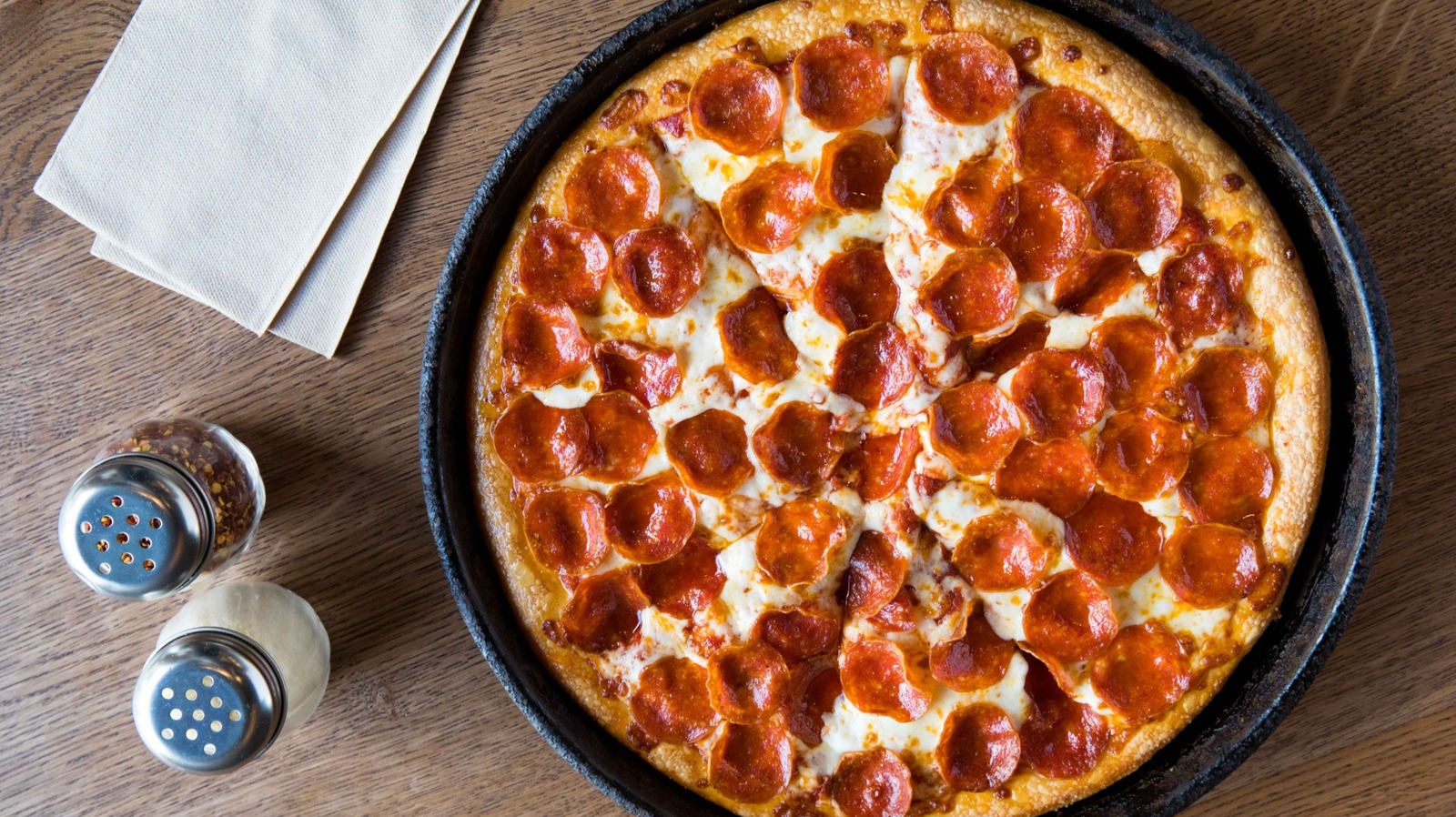 Want A Better Pizza At Pizza Hut? Don't Forget The Hut Dust