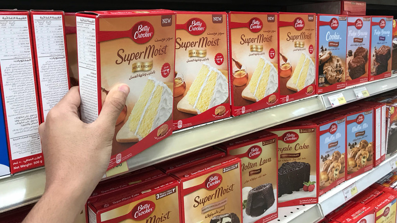 Betty Crocker cake mixes on grocery store shelves