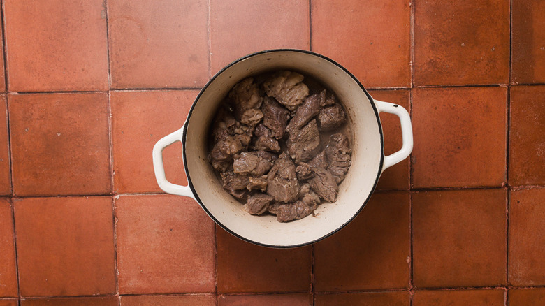 Sauteing beef in dutch oven