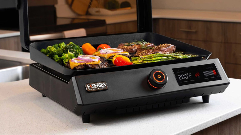 The Blackstone's 17" Electric Tabletop Griddle