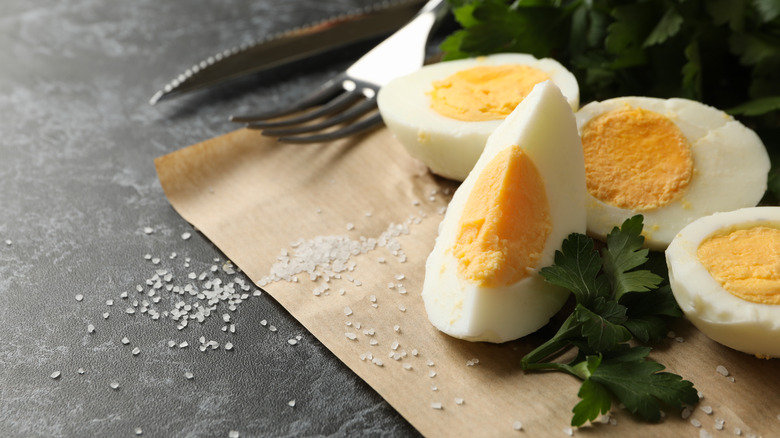 hard-boiled eggs halves and wedges