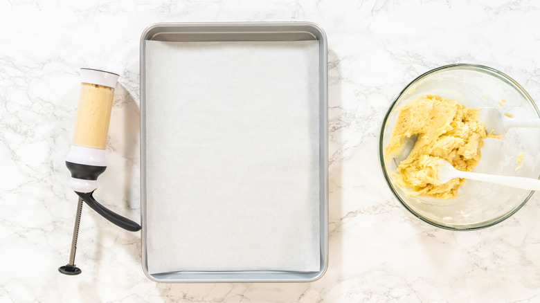 modern cookie press making cookies