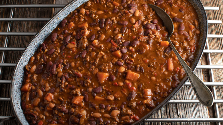 Baked beans in serving dish