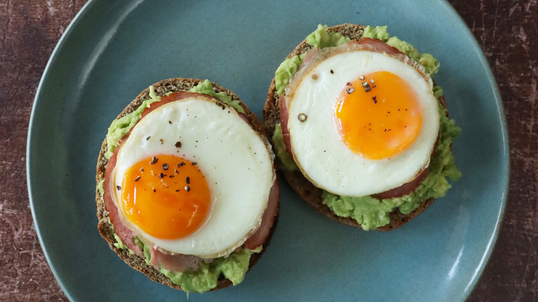 An aerial picture of two bagel buns