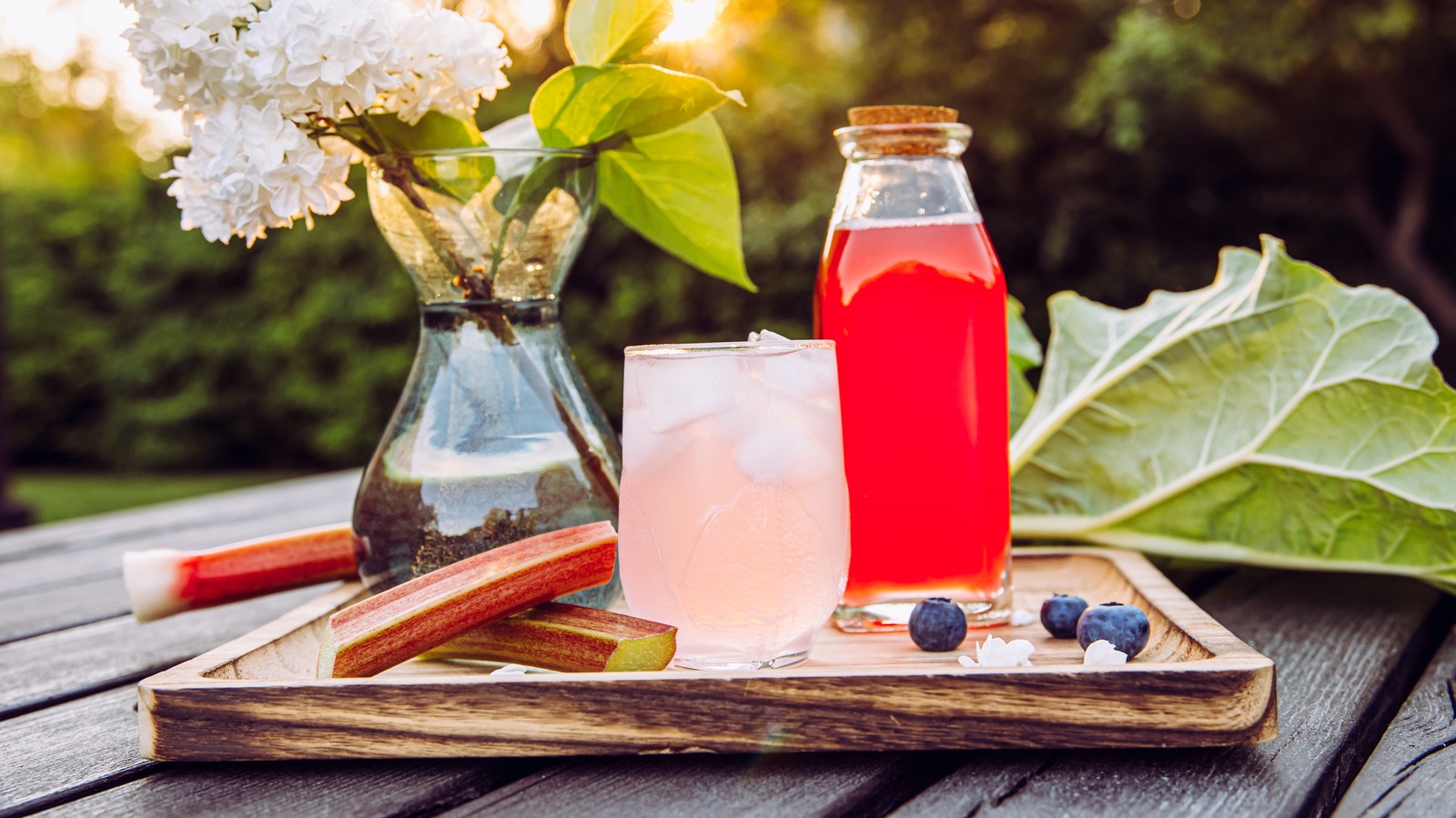 Bottled Fruit Juice Is The TimeSaving Hack For Your Infused Water