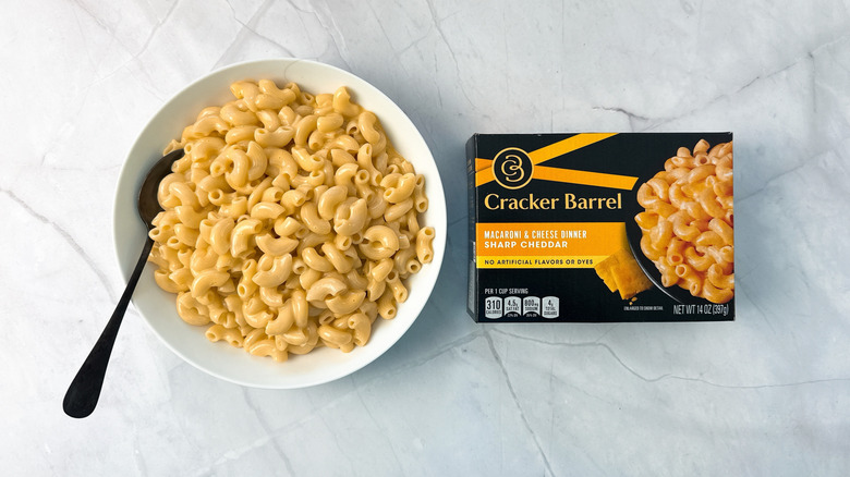 bowl of macaroni and cheese and box from Cracker Barrel