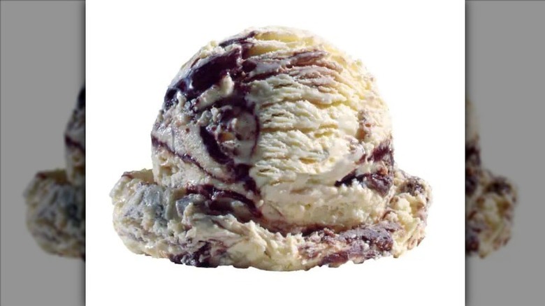 Braum's fudge ripple ice cream