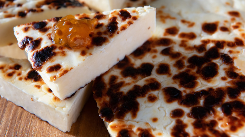 Slices of juustoleipä