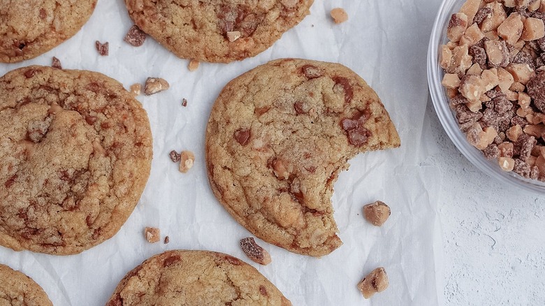 cookies on parchment paper 