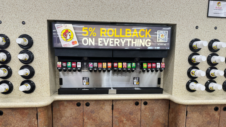 Buc-ee's soda fountain with cup stacks