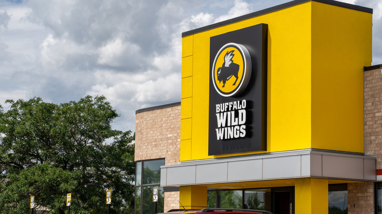 Buffalo Wild Wings location and sign outside